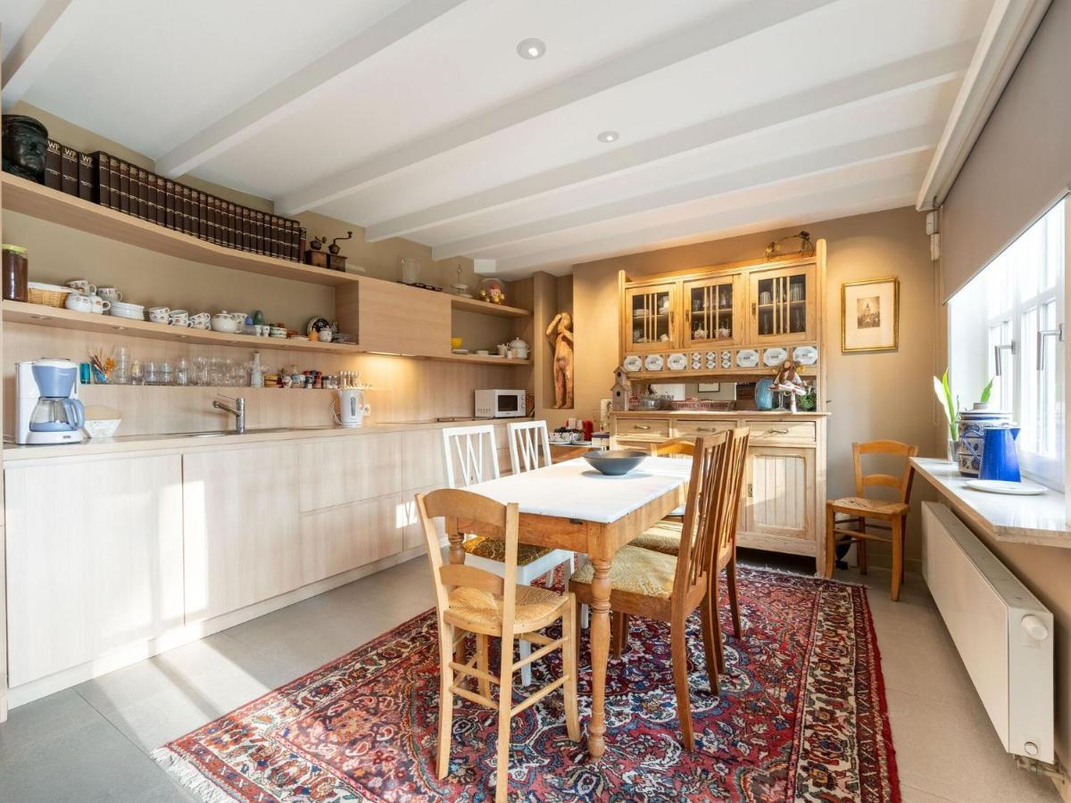 Apartment In Kruibeke At Wissekerke Castle מראה חיצוני תמונה