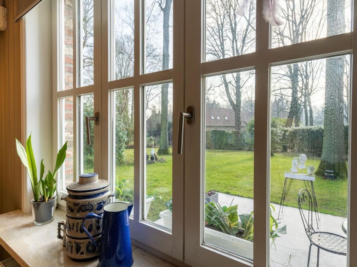 Apartment In Kruibeke At Wissekerke Castle מראה חיצוני תמונה